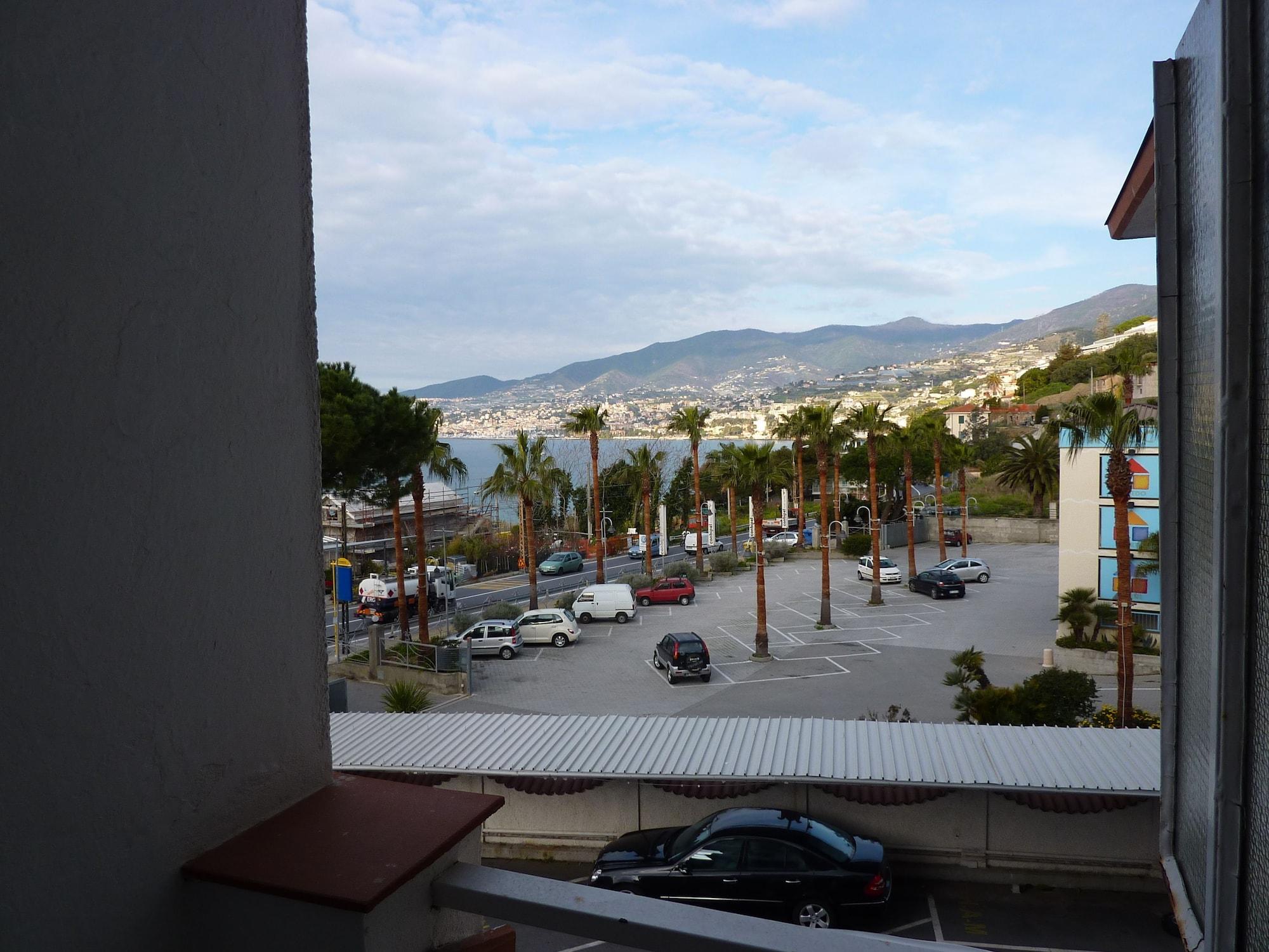 סנרמו Hotel Ariston Montecarlo מראה חיצוני תמונה