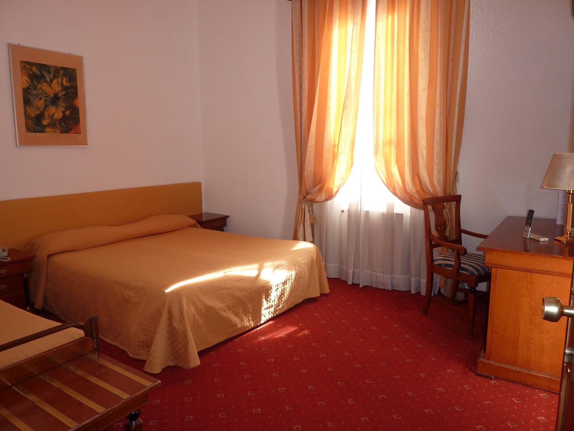 סנרמו Hotel Ariston Montecarlo מראה חיצוני תמונה