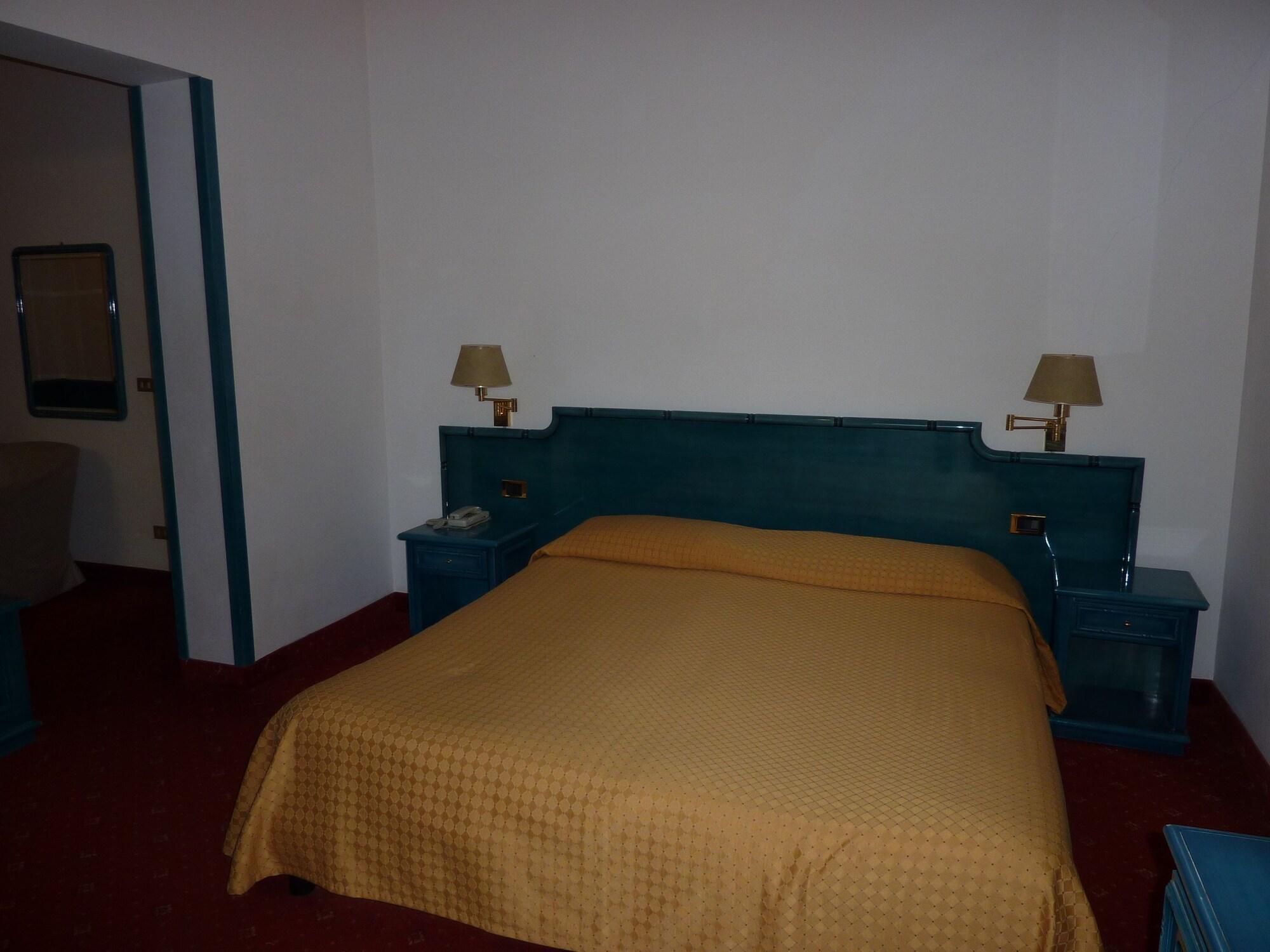 סנרמו Hotel Ariston Montecarlo מראה חיצוני תמונה