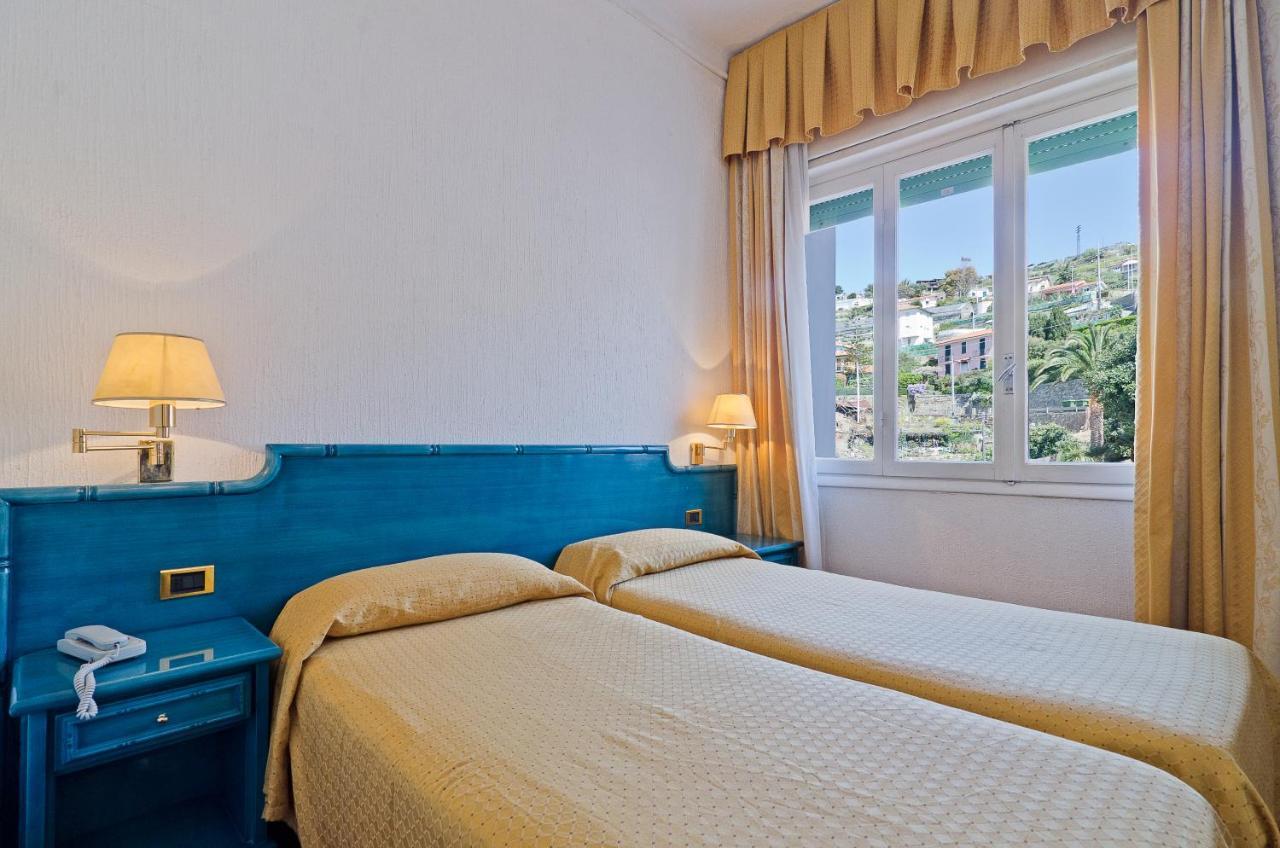 סנרמו Hotel Ariston Montecarlo מראה חיצוני תמונה