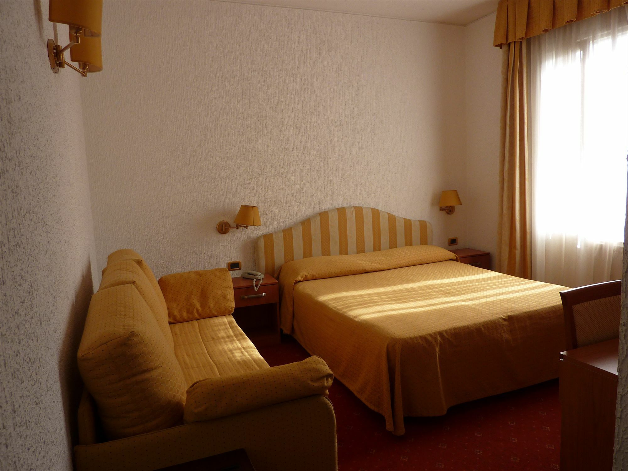 סנרמו Hotel Ariston Montecarlo מראה חיצוני תמונה