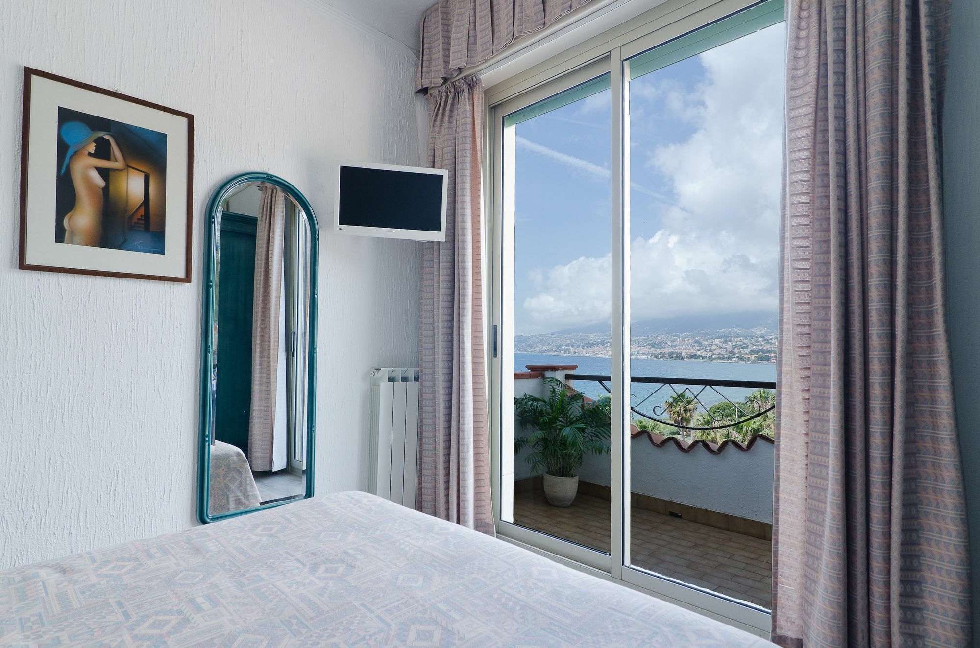 סנרמו Hotel Ariston Montecarlo מראה חיצוני תמונה